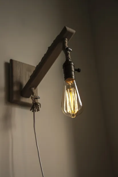 BOA wall lamp