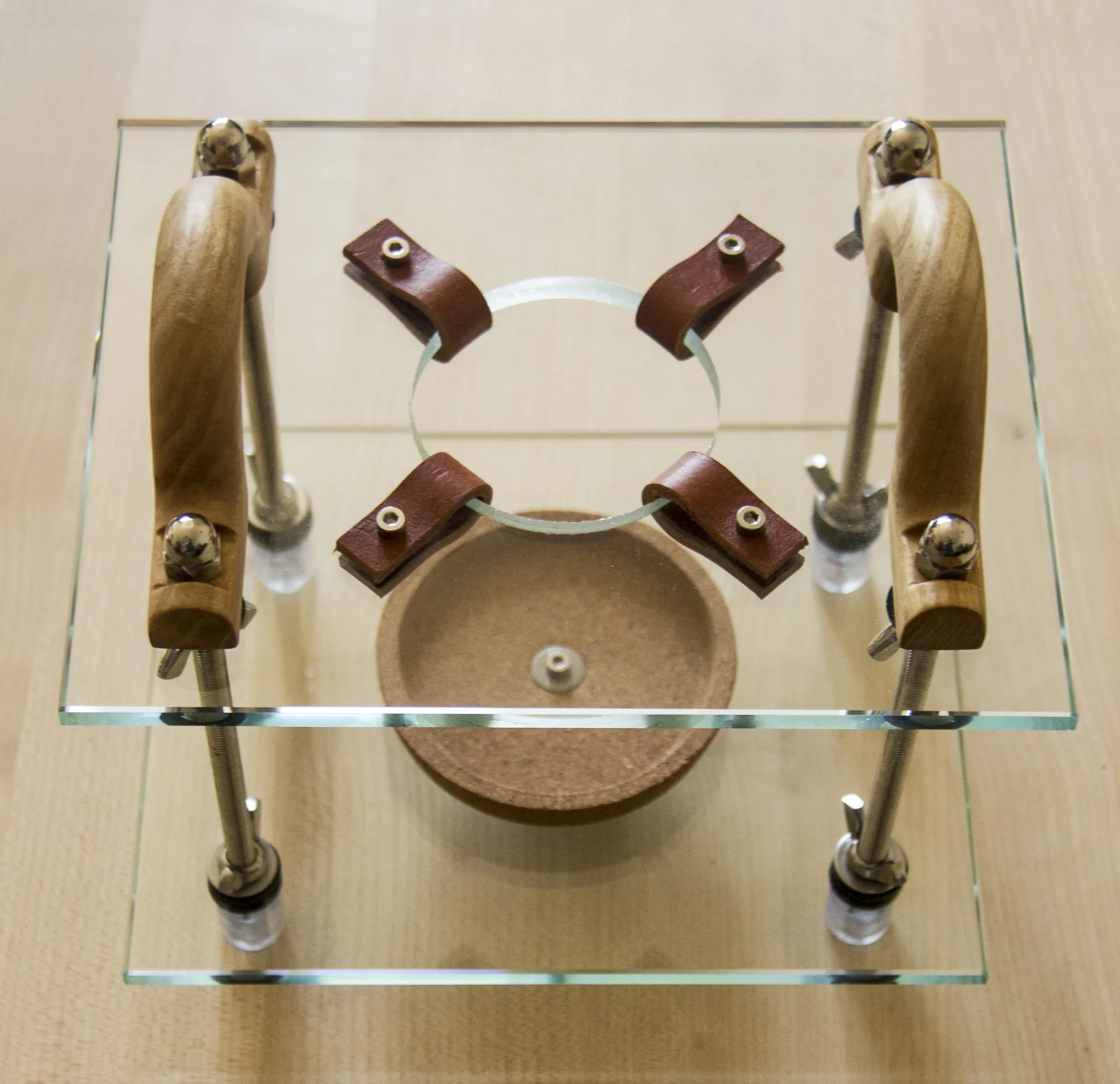 bottle-stand-5, 4